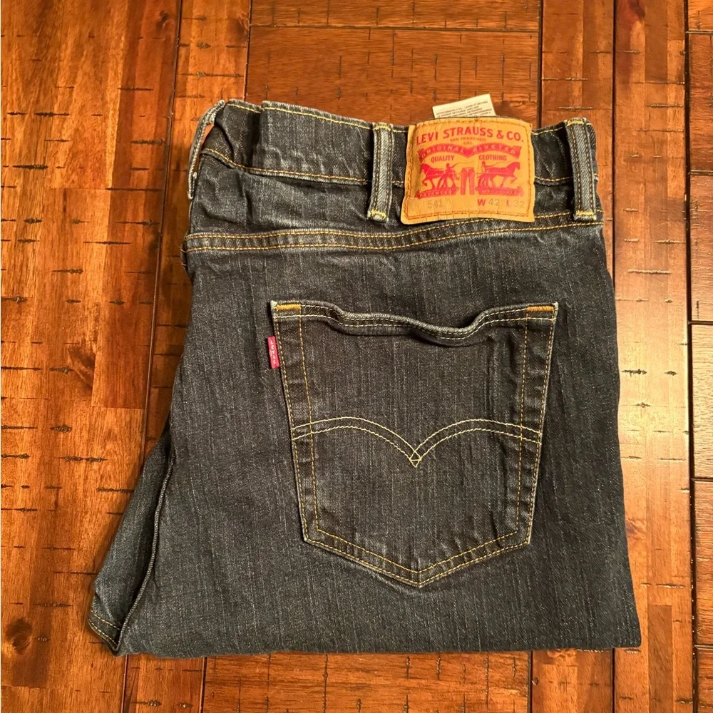 Levi's Men's Deep Indigo Relaxed Jeans 541 42x32